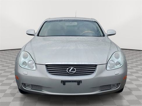 Used 2005 Lexus SC 430 Convertible image 2