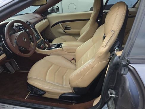 Used 2016 Maserati GranTurismo Sport image 11