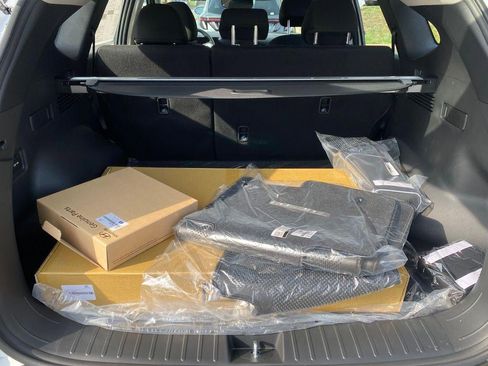 New 2026 Hyundai Tucson Blue SE image 29