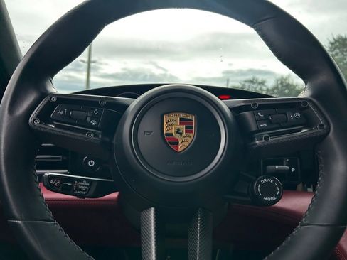 Used 2020 Porsche Taycan Turbo S image 23