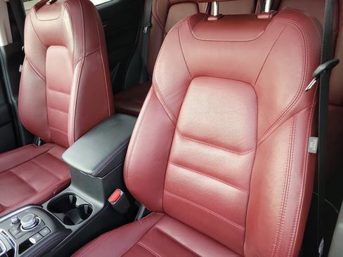 Used 2024 MAZDA CX-5 Carbon Edition image 7