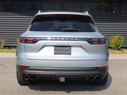 Used 2021 Porsche Cayenne S image 6