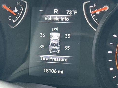 Used 2024 Jeep Wrangler Unlimited Sport AWD/4WD image 31