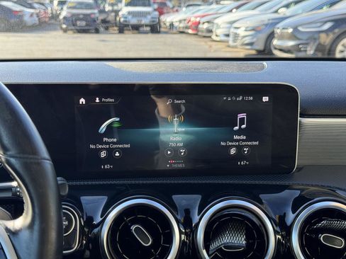 Used 2020 Mercedes-Benz A 220 4MATIC w/ Premium Package image 27