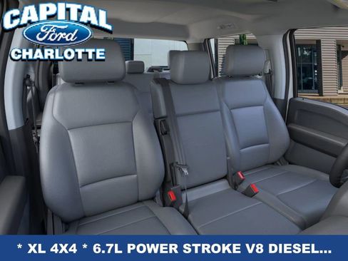 New 2026 Ford F250 XL w/ XL Chrome Package image 10
