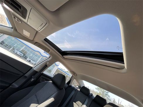 Certified 2025 Honda Accord SE image 15