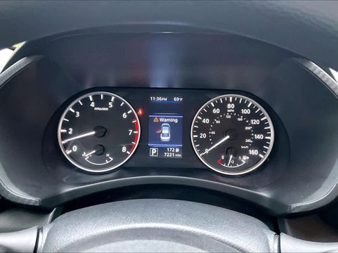 Certified 2025 Nissan Sentra S FWD image 24
