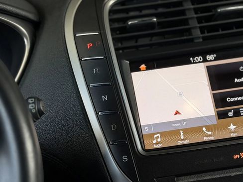 Used 2017 Lincoln MKX Select w/ Select Plus Package image 28