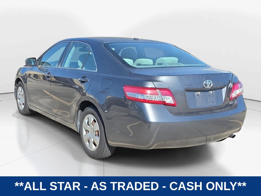 Used 2011 Toyota Camry LE FWD image 5
