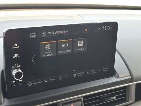 Used 2024 Honda Pilot Touring image 35