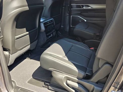 New 2026 Jeep Grand Wagoneer Limited AWD/4WD image 6