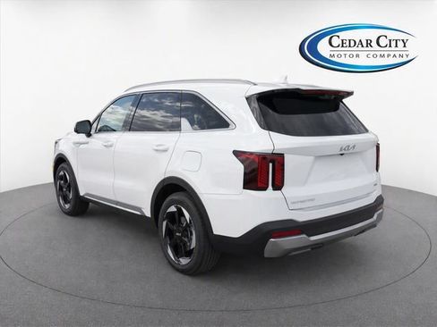 Used 2025 Kia Sorento SX Prestige AWD/4WD image 3