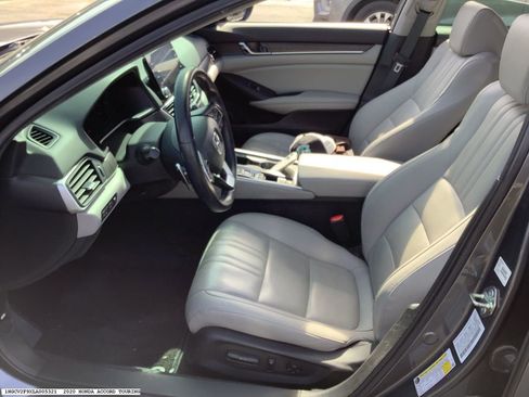 Used 2020 Honda Accord Touring image 12