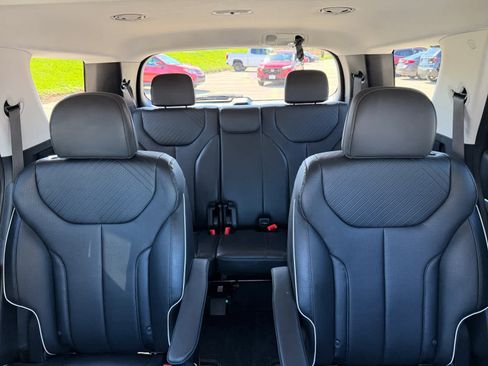 Used 2025 Hyundai Palisade SEL AWD/4WD image 30