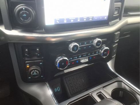 Used 2023 Ford F150 Lariat w/ Equipment Group 502A High image 18