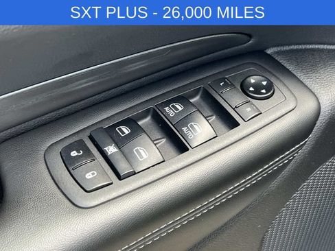 Used 2021 Dodge Durango SXT AWD/4WD image 16
