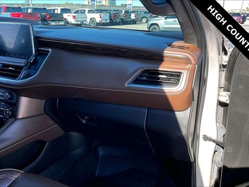 Used 2022 Chevrolet Suburban High Country image 26