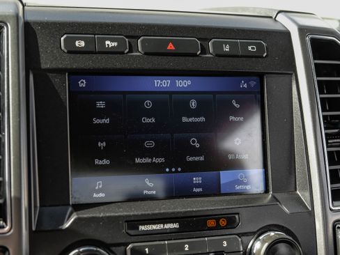 Used 2022 Ford F450 XLT w/ Camper Package AWD/4WD image 34