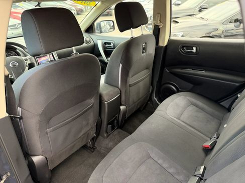 Used 2014 Nissan Rogue S w/ Convenience Package AWD/4WD image 14