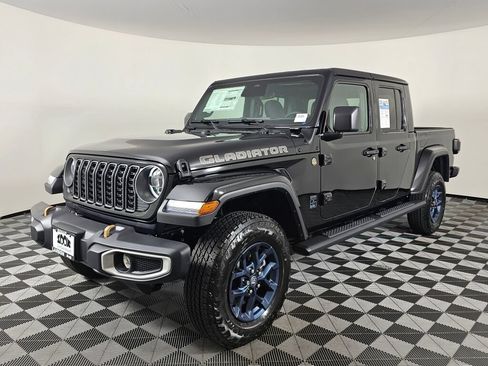 New 2026 Jeep Gladiator Sport AWD/4WD image 8