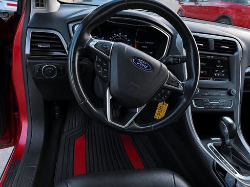 Used 2016 Ford Fusion SE w/ Equipment Group 202A AWD/4WD image 5