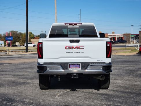 New 2026 GMC Sierra 2500 SLT w/ SLT Premium Package image 8