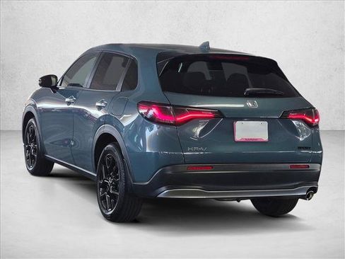 Used 2024 Honda HR-V Sport image 8