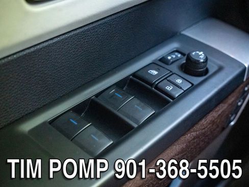 Used 2023 Toyota Sequoia Capstone AWD/4WD image 29