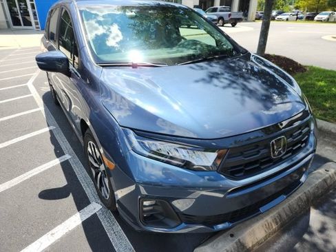 Used 2025 Honda Odyssey EX-L image 10