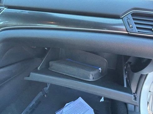 Used 2022 Honda Accord Sport image 31