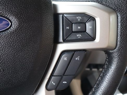Used 2015 Ford F150 Lariat AWD/4WD image 30
