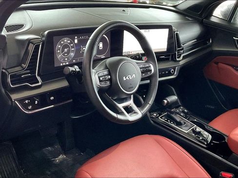 Used 2024 Kia Sportage SX image 13