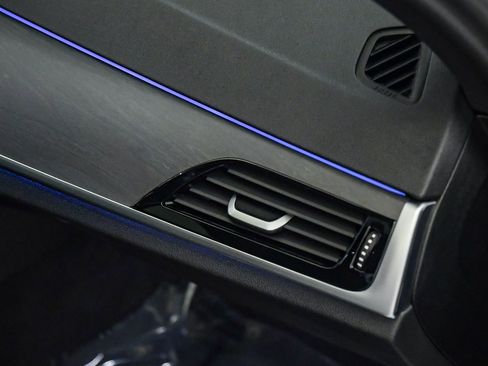 Certified 2023 BMW 530e w/ M Sport Package image 17