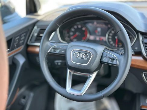 Used 2022 Audi Q5 2.0T Premium image 12