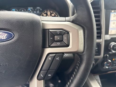 Used 2019 Ford F150 Lariat w/ Trailer Tow Package image 17