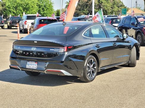 Used 2024 Hyundai Sonata SEL FWD image 5