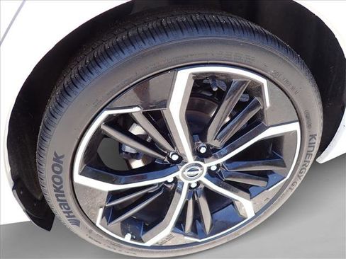 Used 2023 Nissan Altima 2.5 SR FWD image 7