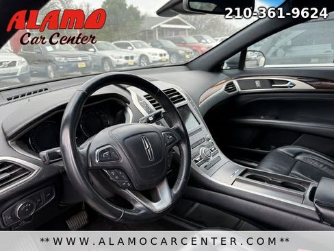 Used 2019 Lincoln MKZ Reserve image 24