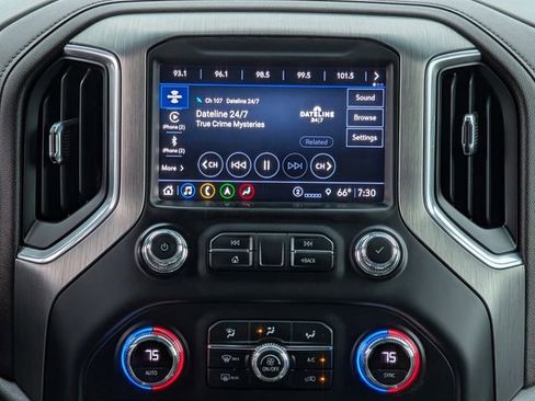 Used 2022 GMC Sierra 1500 Denali w/ Denali Premium Package AWD/4WD image 16
