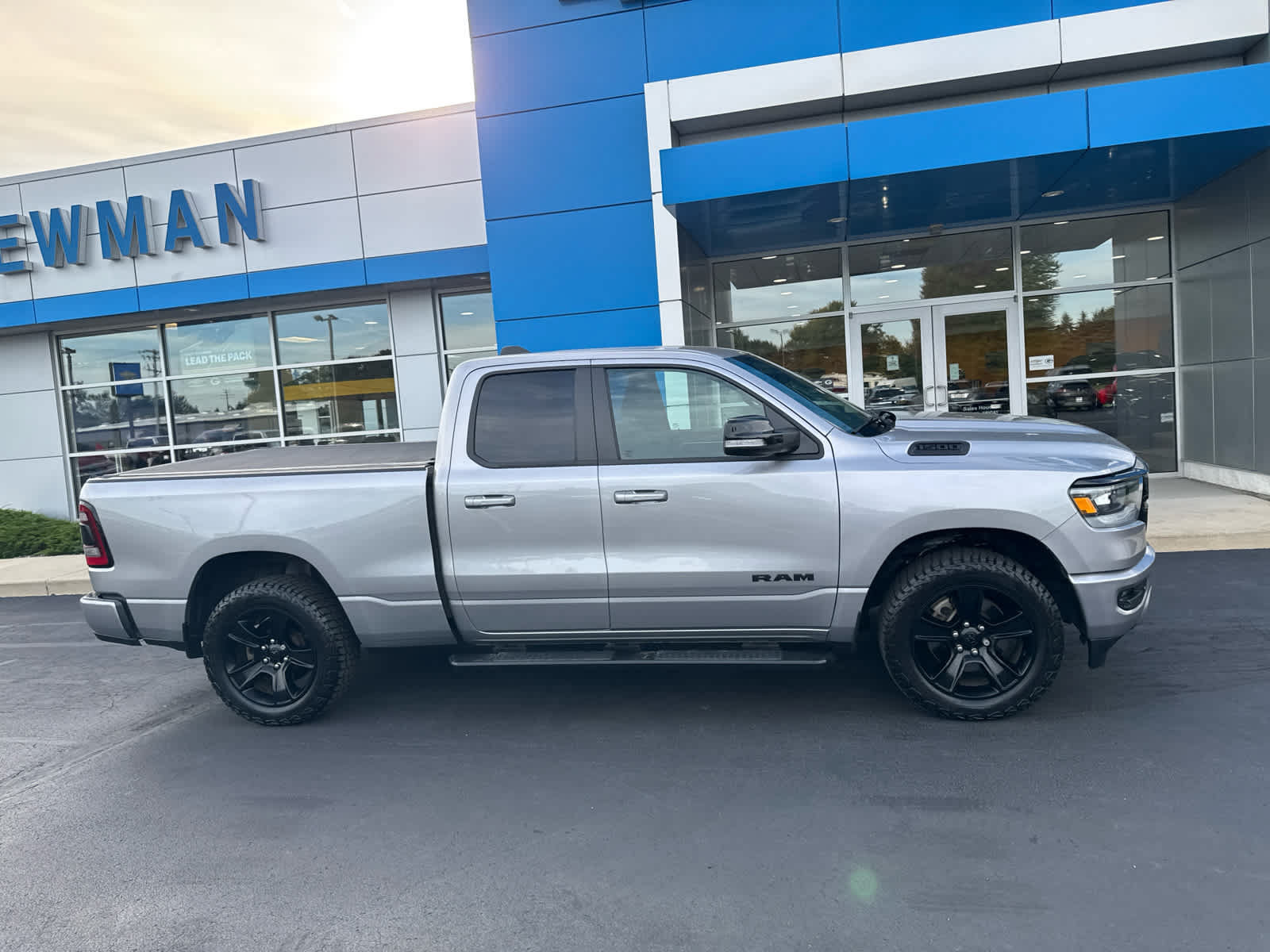 Used 2021 RAM 1500 Big Horn AWD/4WD image 2