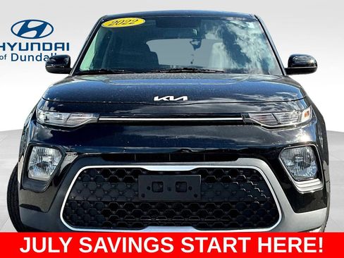 Used 2022 Kia Soul LX FWD image 2