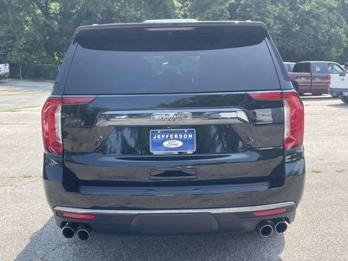 Used 2023 GMC Yukon Denali Ultimate AWD/4WD image 4