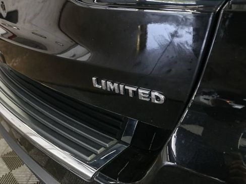 Used 2019 Jeep Grand Cherokee Limited AWD/4WD image 11