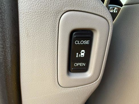 Used 2014 Honda Odyssey Touring image 21