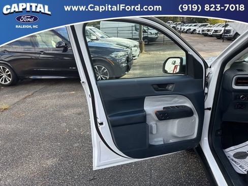 Used 2022 Ford Maverick XLT w/ Equipment Group 300A Standard image 19