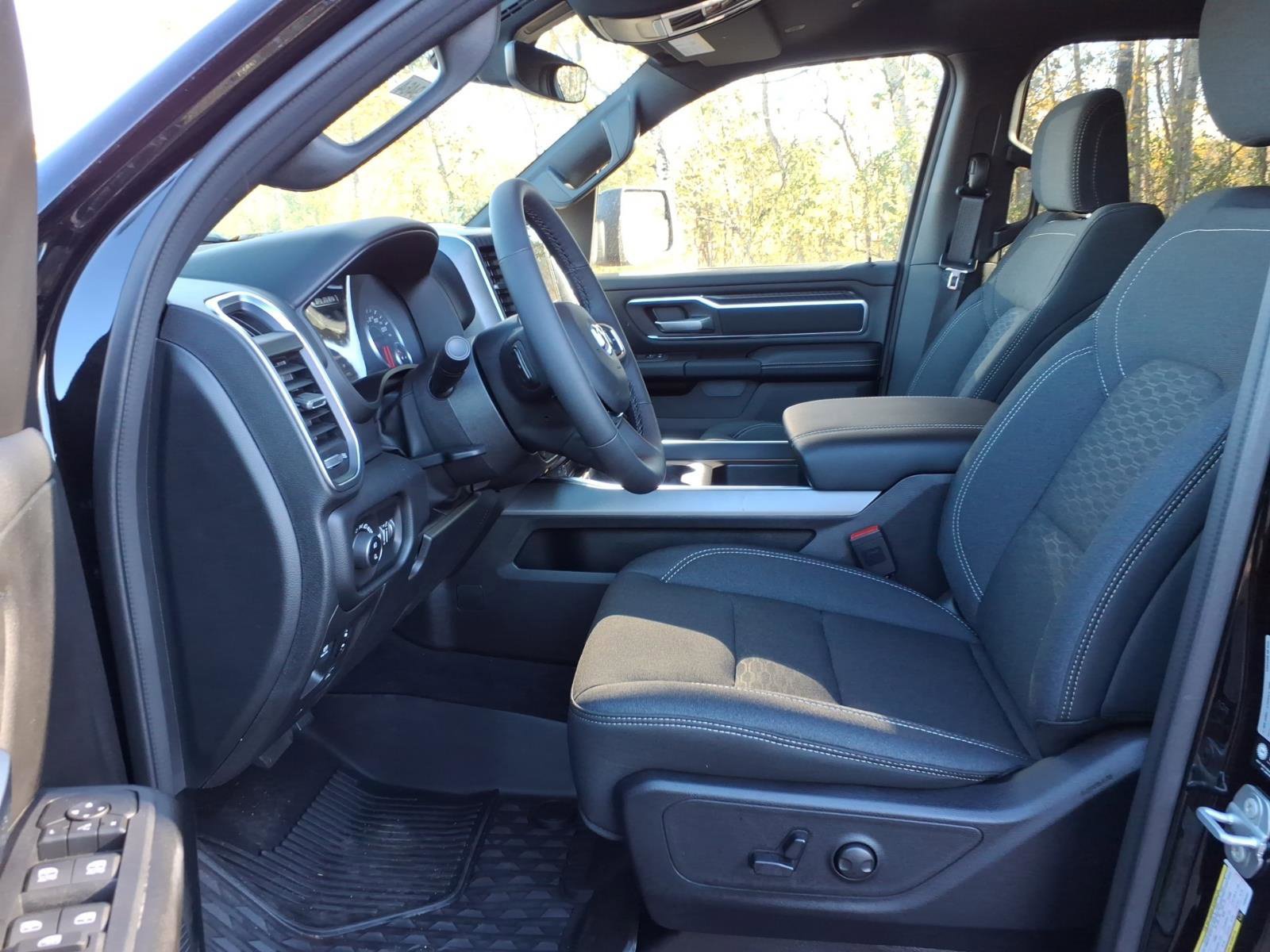 New 2026 RAM 1500 Big Horn AWD/4WD image 14