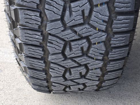 Used 2025 Lexus GX 550 image 17