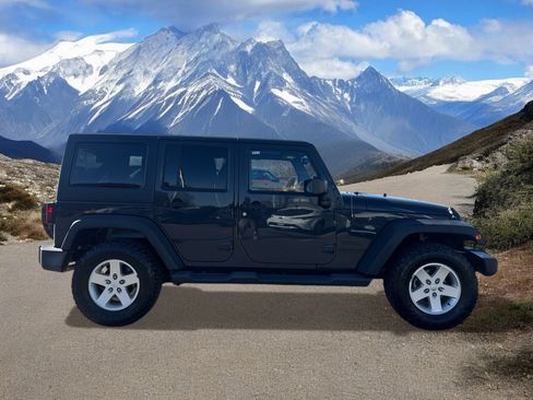 Used 2016 Jeep Wrangler Unlimited Sport w/ Quick Order Package 24S image 6