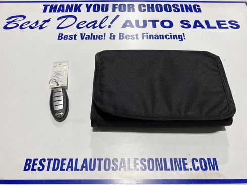 Used 2022 Nissan Pathfinder SV w/ SV Premium Package AWD/4WD image 26