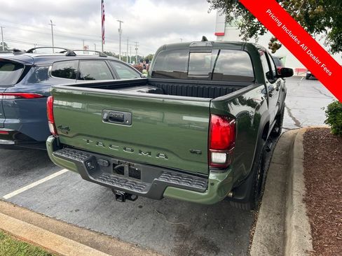 Used 2022 Toyota Tacoma SR5 w/ Trail Edition AWD/4WD image 6